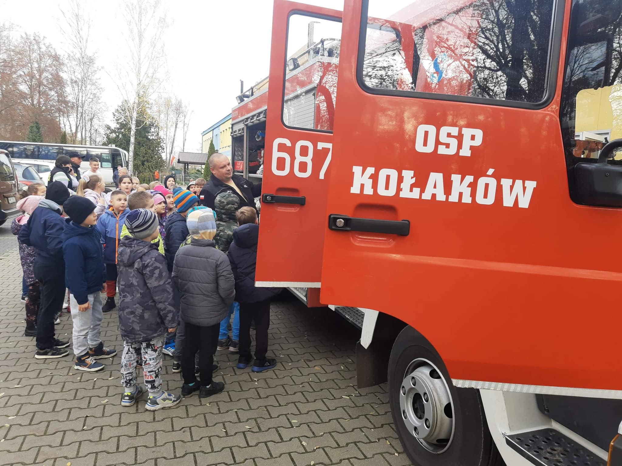 Więcej o: Odwiedziny Straży Pożarnej w Kołakowei